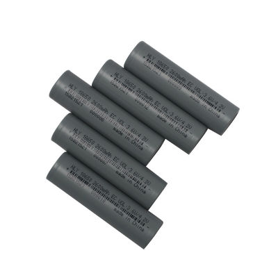High Discharge 18650 Baterai Li Ion Isi Ulang 2600mah Untuk Mobil Roda Dua
