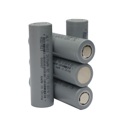Sel Baterai Lithium Ion HLY 2600mah 18650 Baterai 3.6V Isi Ulang BIS