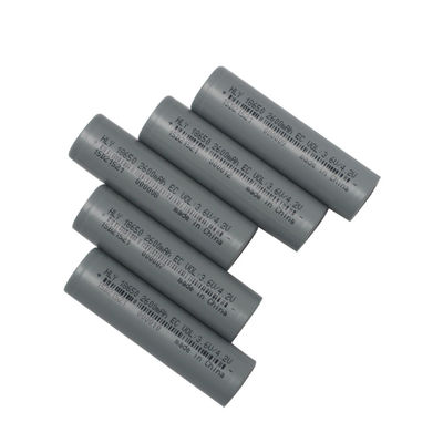 Kapasitas Tinggi 0.5C 2600mah 18650 Baterai 3.6V Umur Siklus Panjang